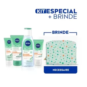 Kit Nivea Skincare em um fundo branco.